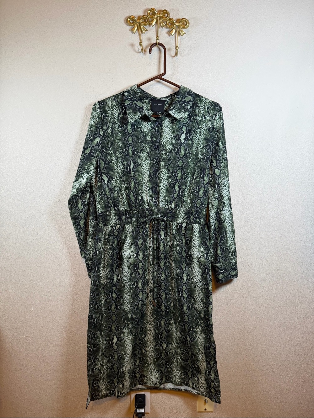 Alex Marie Long Sleeve Snake Print Dress in Green and Black